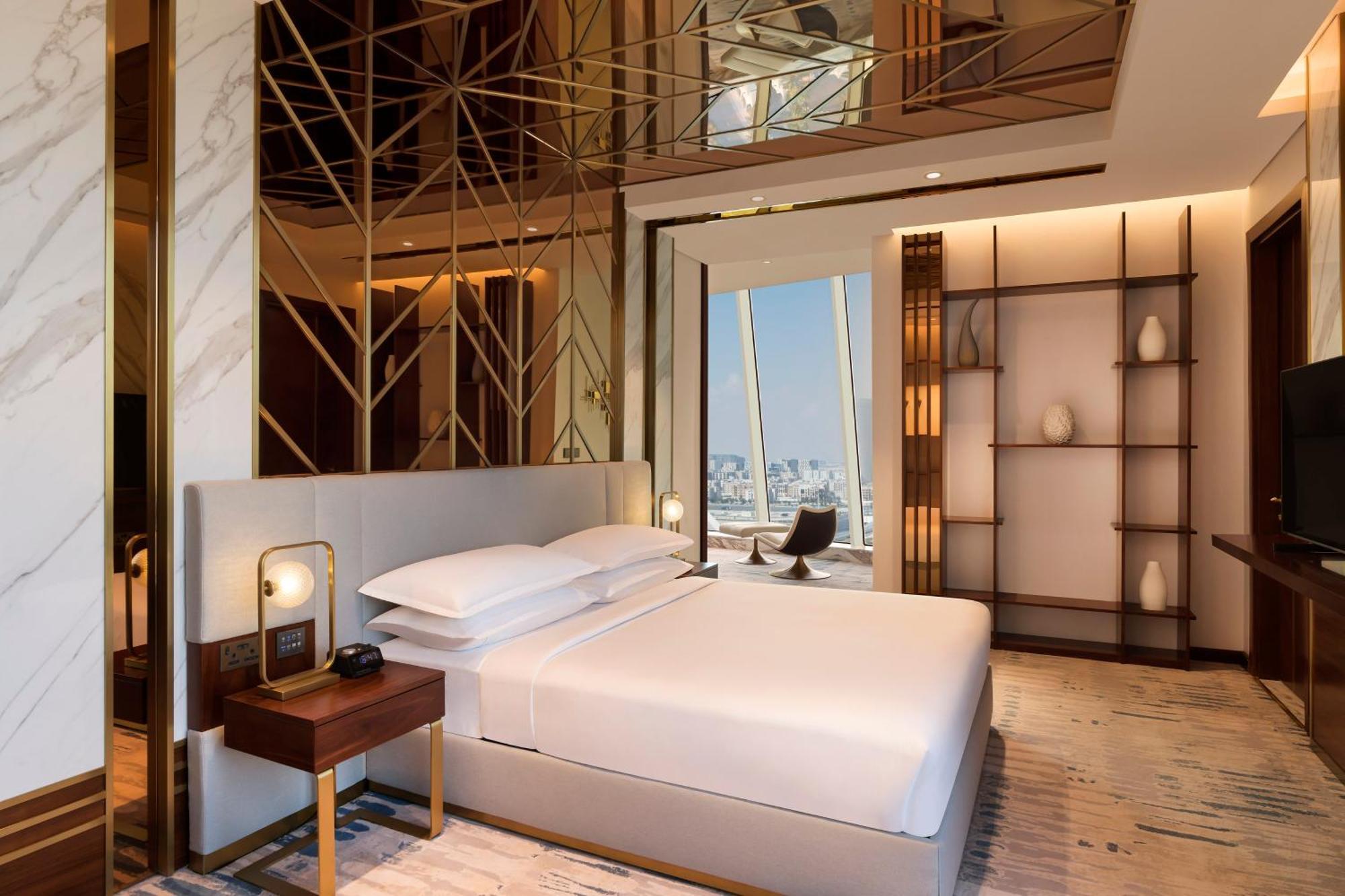 Velero Hotel Doha Lusail 外观 照片 A bedroom at the hotel