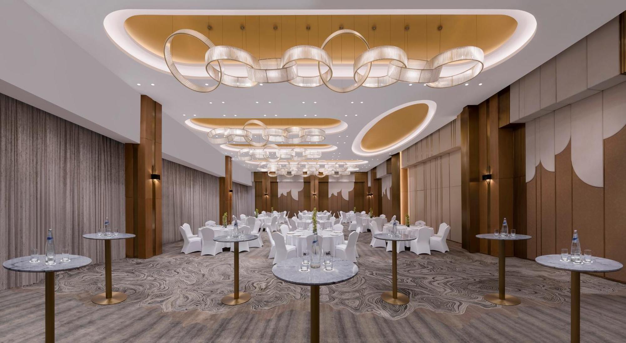 Velero Hotel Doha Lusail 外观 照片 The ballroom