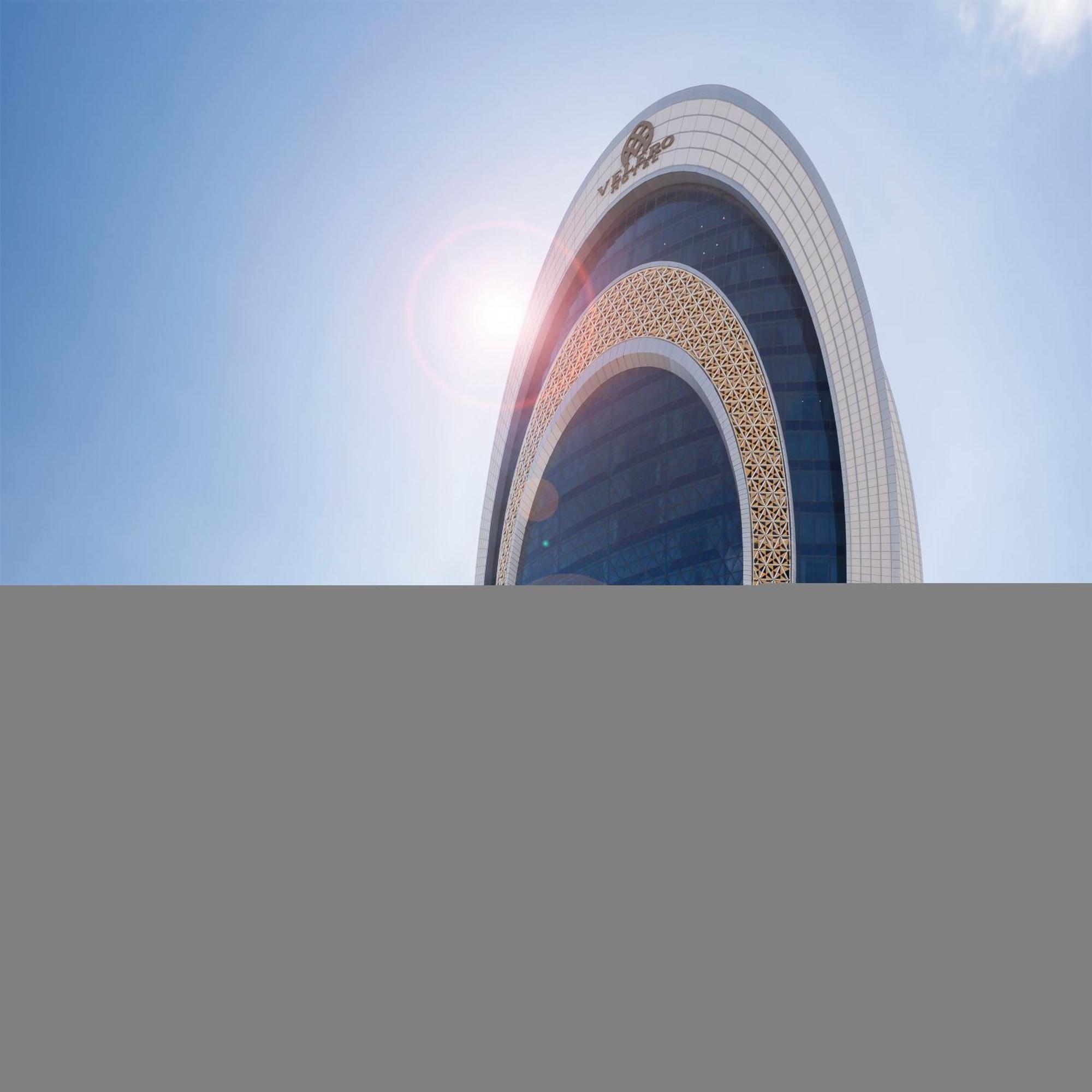 Velero Hotel Doha Lusail 外观 照片 The entrance of the mosque